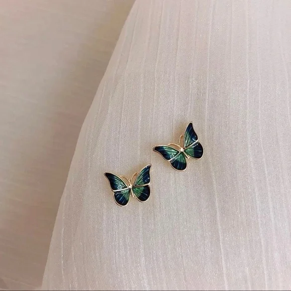 🦋FREE🦋 Buy one earrings get butterfly earrings for free - Picture 7 of 9